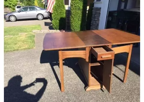 ANTIQUE CONVERTABLE TABLE