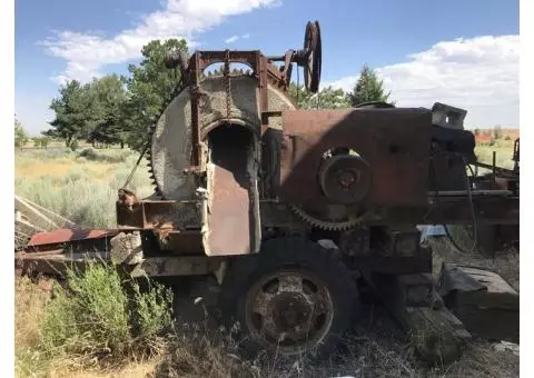 Free! 1918 cement mixer