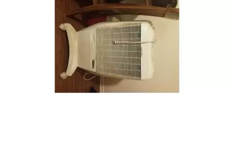 Indoor portable swamp cooler