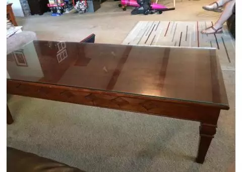 Coffee Table with matching End Tables