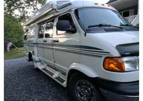 1999 Dodge 3500 Pleasure Way Camper