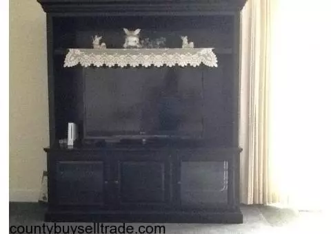 TV console cabinet