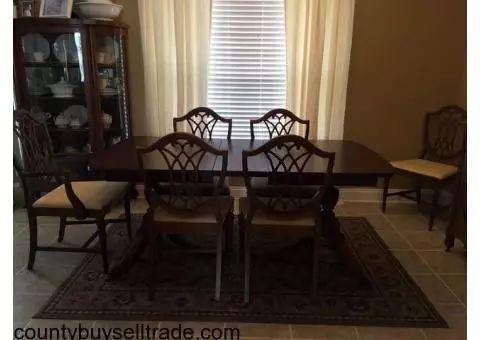 Duncan Phyfe Dining Table and Chairs