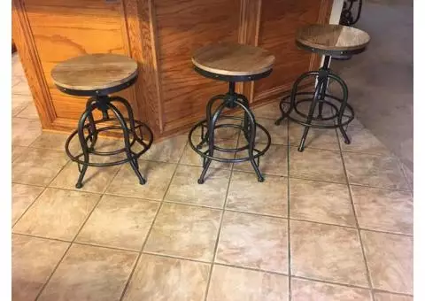 3 bar stools from Miskelly