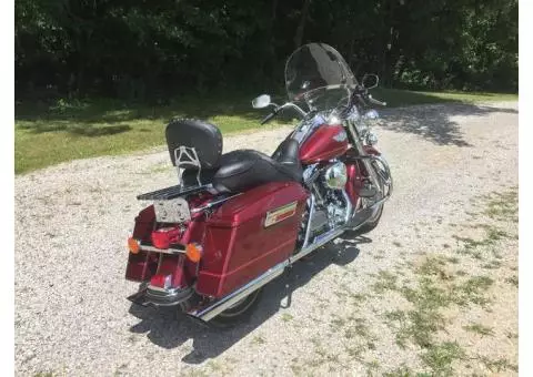 2003 HD Road King Motorcycle