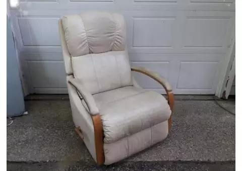 Leather La-Z-Boy Rocker-Recliner