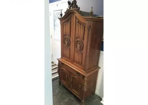 Early 1900's English Secretary