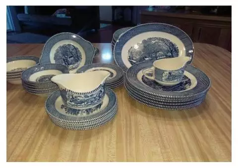 Currier & ives dish set