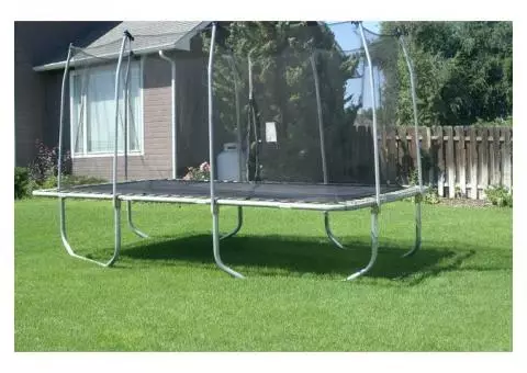 Trampoline  $250