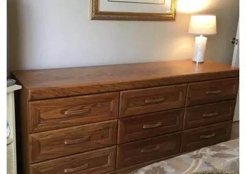 Queen bedroom set