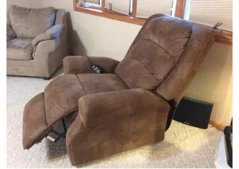 Brown lift recliner