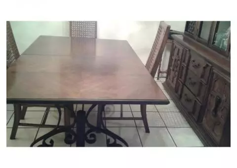 Dining room set