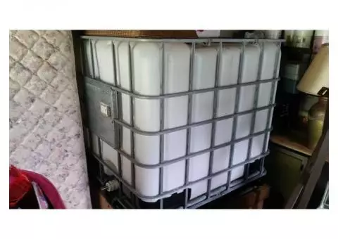 275 Gallon IBC tote