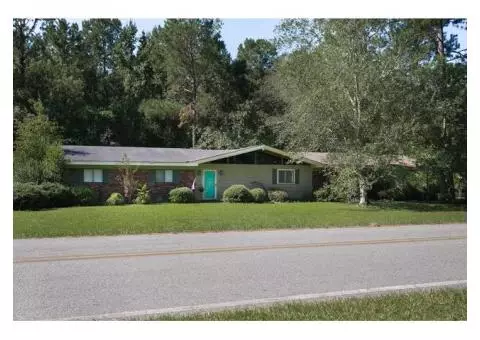 HOUSE FOR SALE!  Homerville, GA