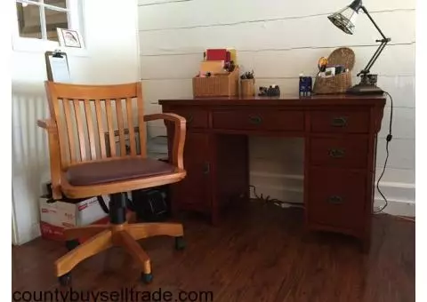 Desk & Chair