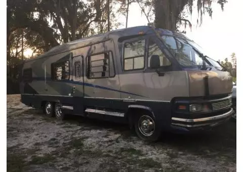 $5500 1987 BeachCraft motorhome