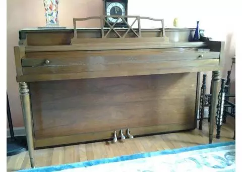 Free Piano