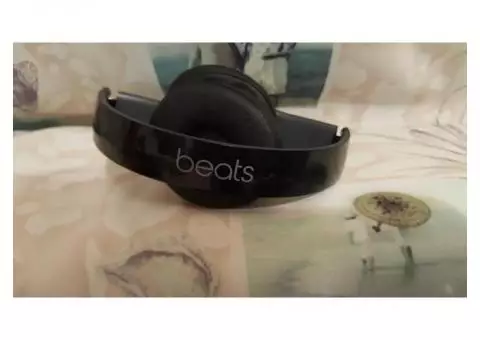 BEATS SOLO WIRELESS