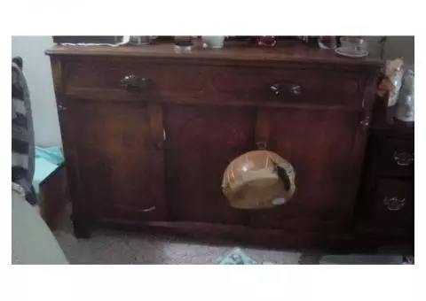 Buffet Antique