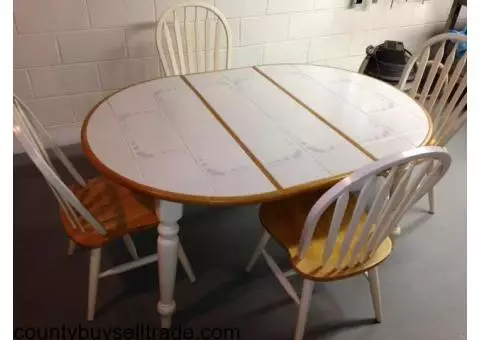 Kitchen table and four chairs