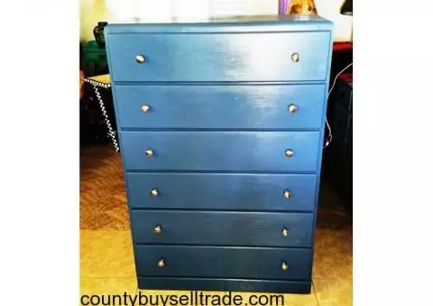 Chest  of Drawers