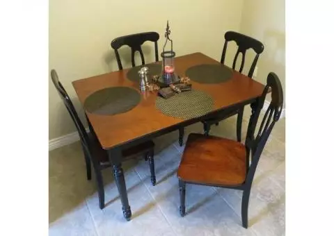 Dining Table and 4 chairs