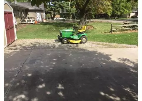 John Deere lawn tractor