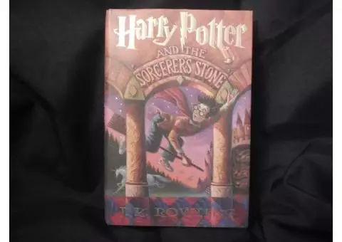 Harry Potter and the Sorcerer’s Stone (Hardcover Book, First American Edition)