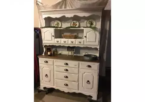 China hutch