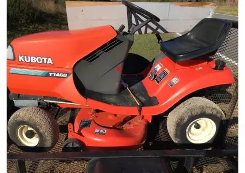 Kubota riding lawnmower