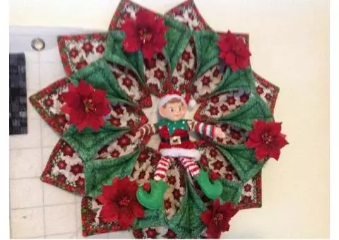 Holiday door wreath