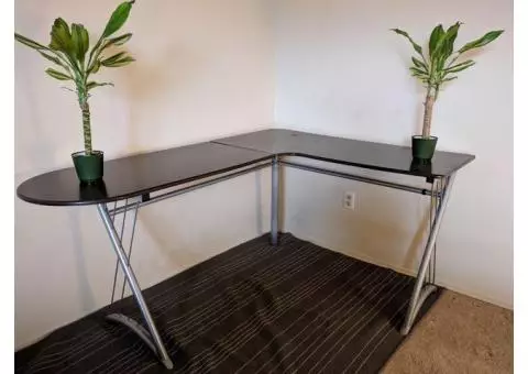 L shaped desk