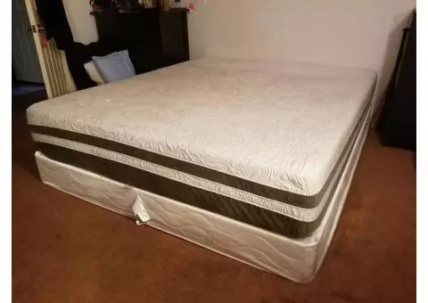 Cal King Sealy Posturepedic matress and Foundation