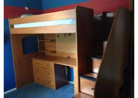 Berg Utica Twin Loft Bed