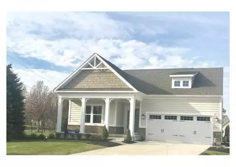 Beautiful Upgraded Model Home-Walk to Lake Erie