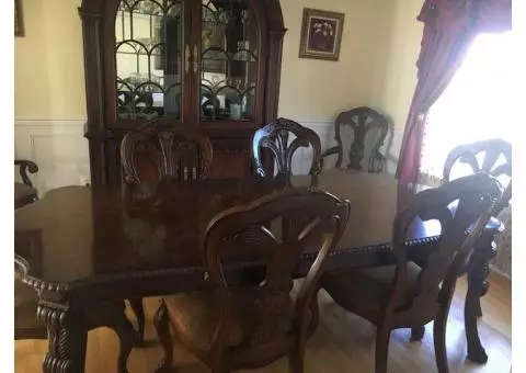 Dining Room Set-Bernhardt