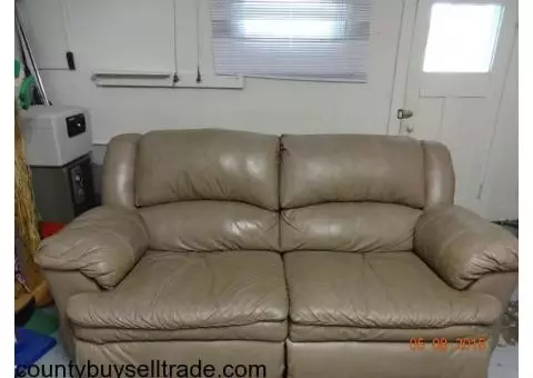 Reclining couch