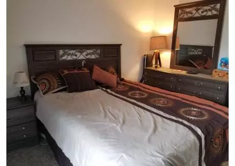 Queen Size Bedroom Set