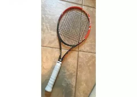 Tennis racquet