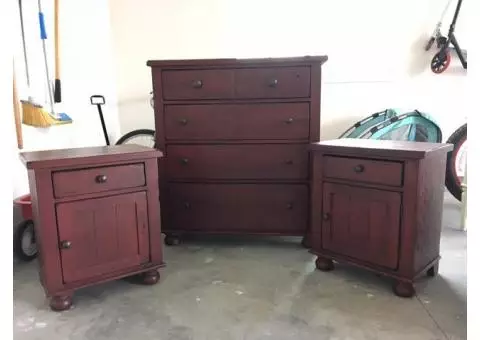 Broyhill Dresser and Nightstands