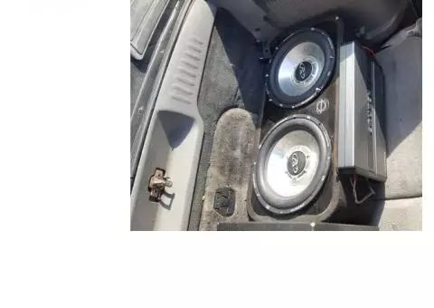 Subs/speakers