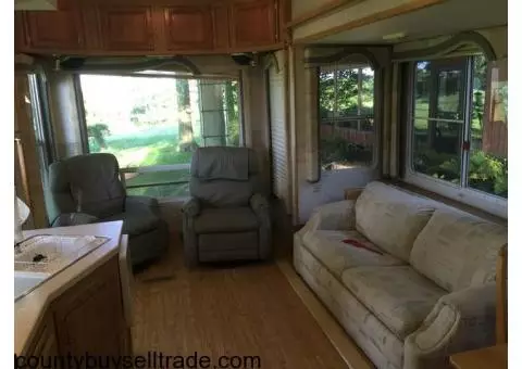 2002 Avion Platinum Camper