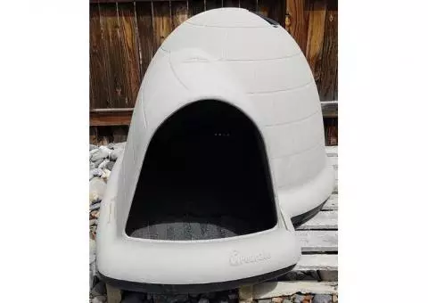 Petmate Indigo Dog House - Large