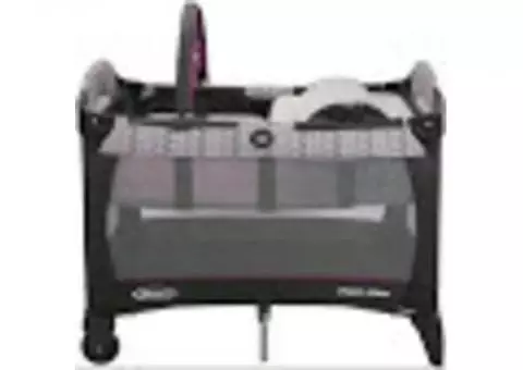 Graco Pack 'n Play Deluxe