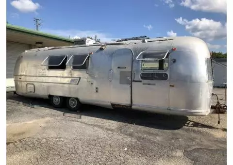 79 airstream 31’