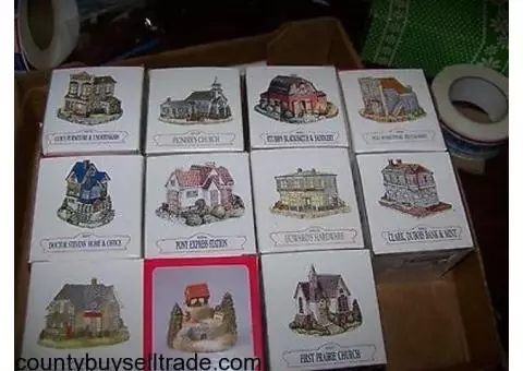 17 PC Americana Collection VintageXmas Village