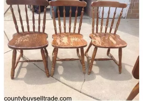 Kitchen Table and Chairs