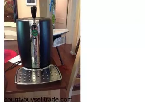 Krups and Heineken B100 BeerTender with Draught Keg Technology