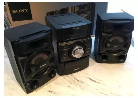 Sony MHC-EC69i Mini Hi-Fi System