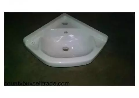 Brand New Corner Sink (Lowes)